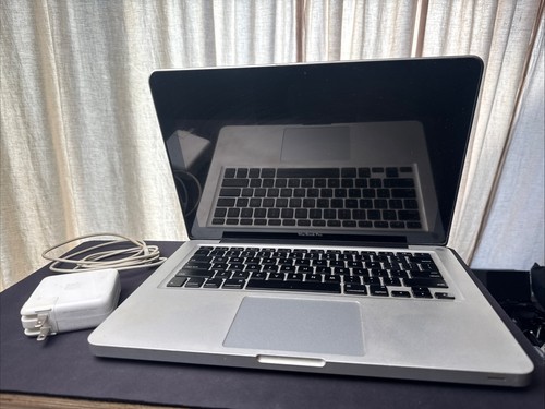 Apple macbook pro a1278 laptop - apple,